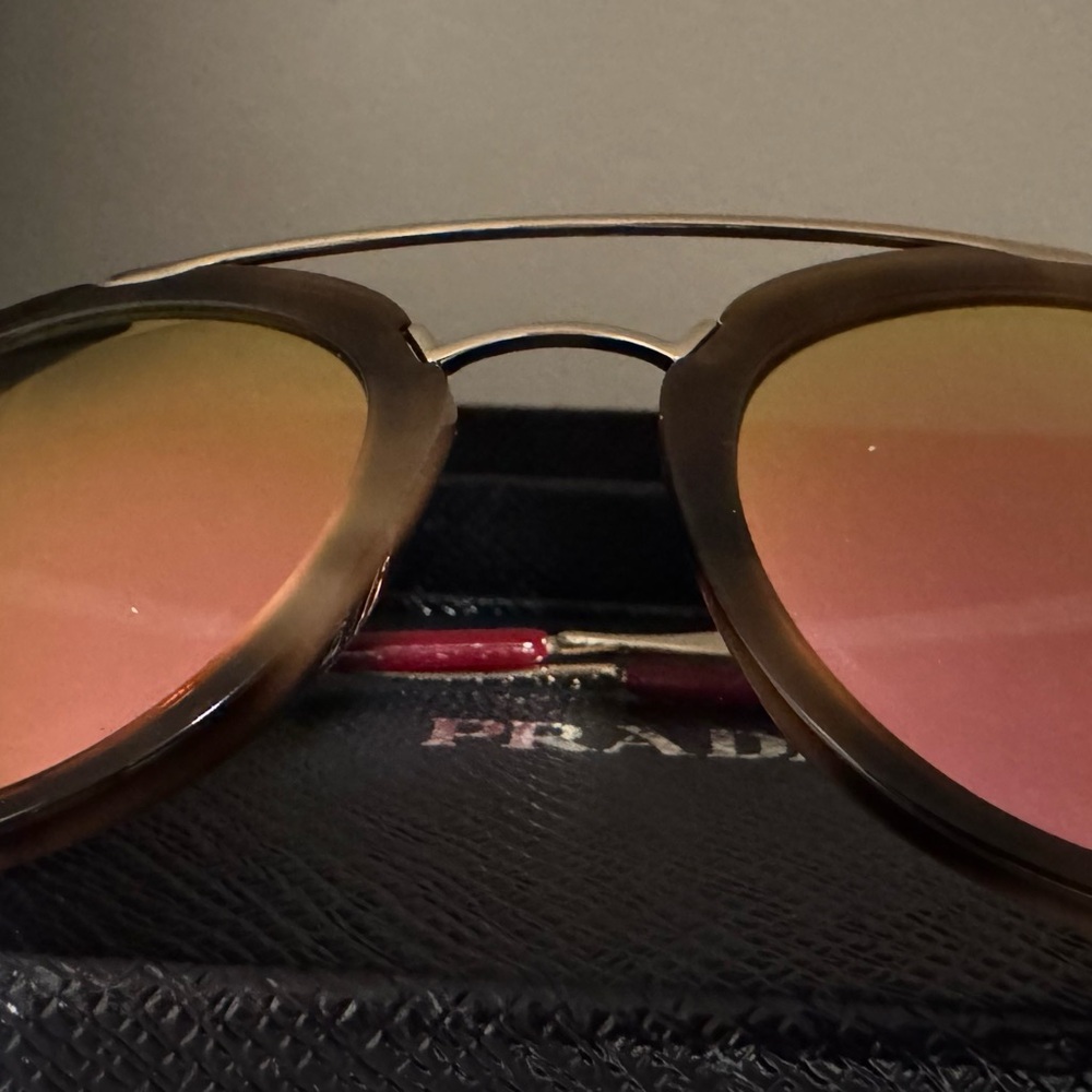 Prada Sunglasses with Rose and Gold Hues - Picture 6 of 6